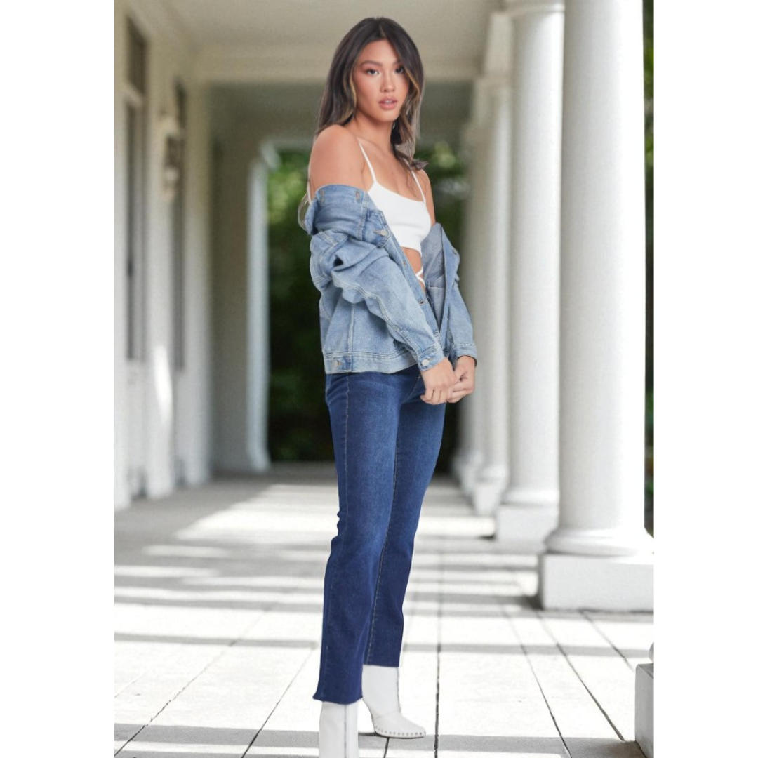 Street Style Star, Oversized Denim Jacket – Available in Light Wash & Black Wash