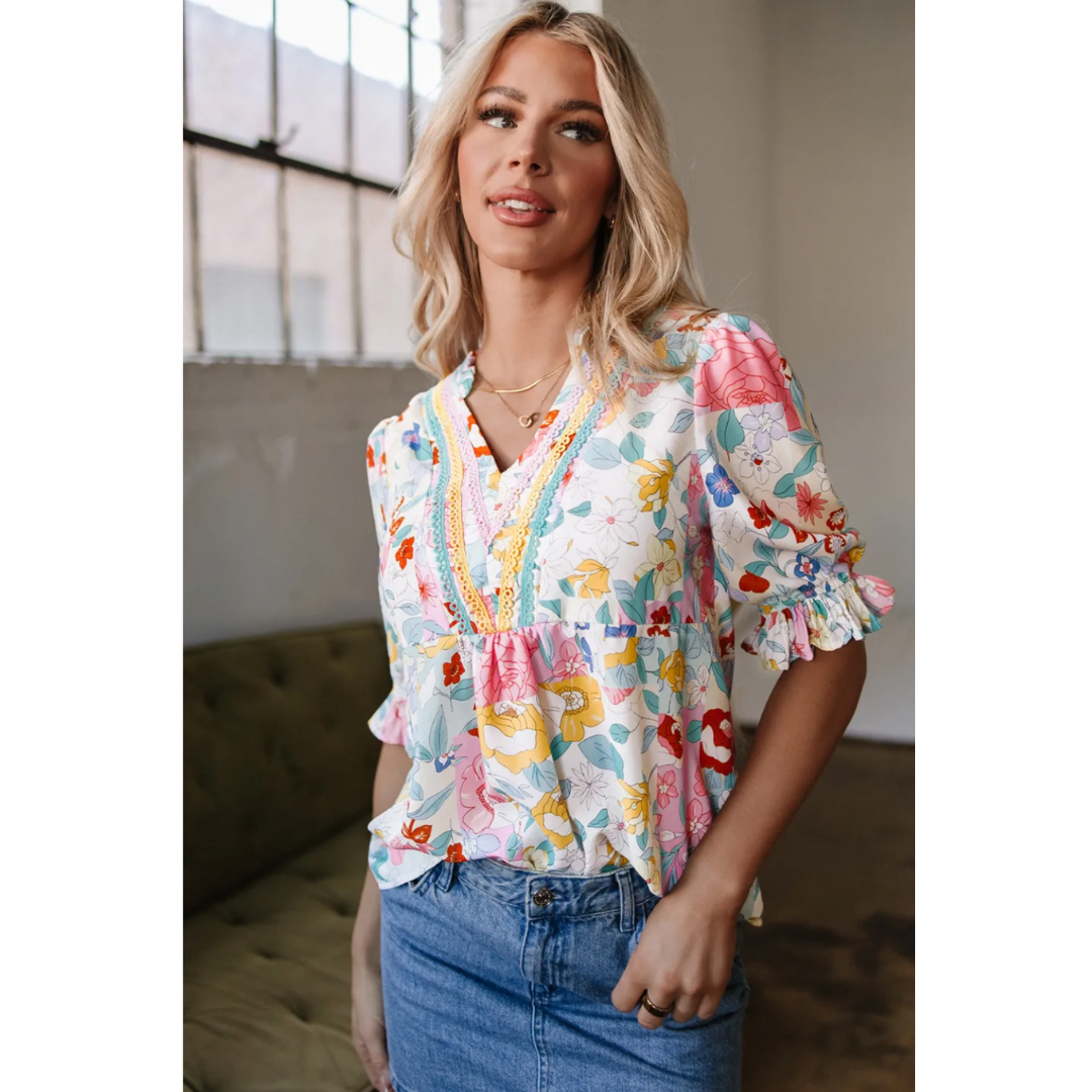 Change Of Pace, Short Sleeve Floral V Neck Top