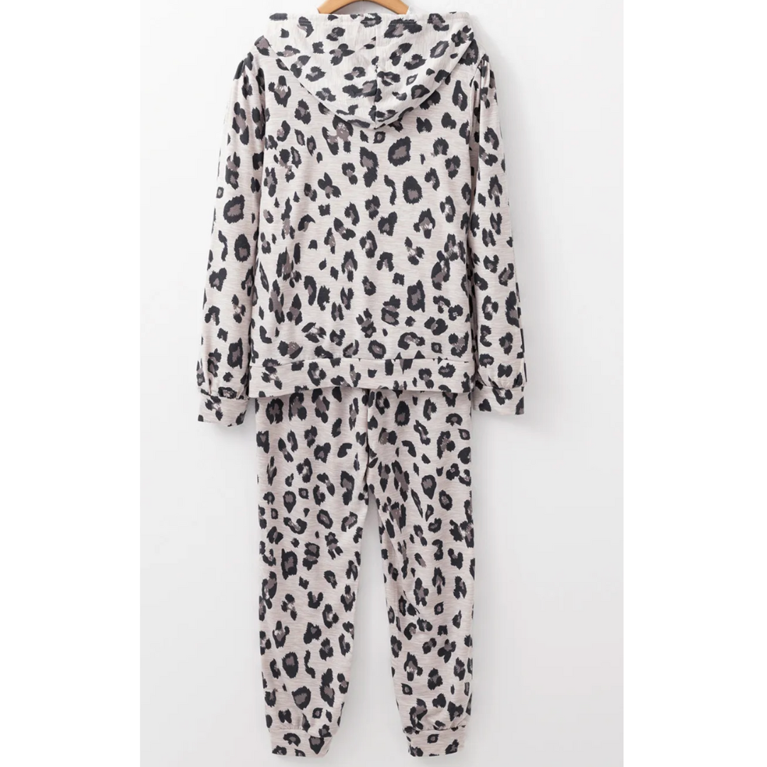 Snow Leopard Lounge Set