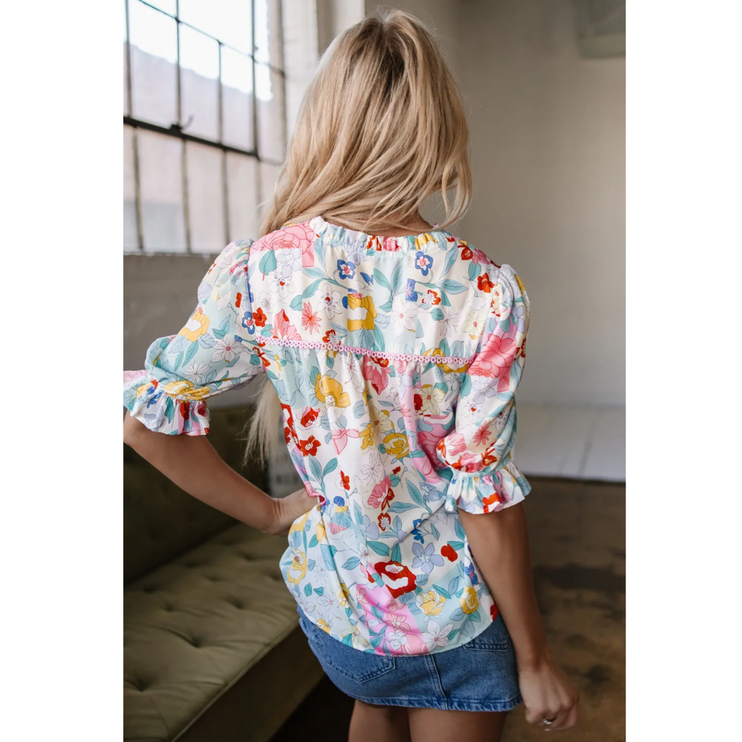 Change Of Pace, Short Sleeve Floral V Neck Top