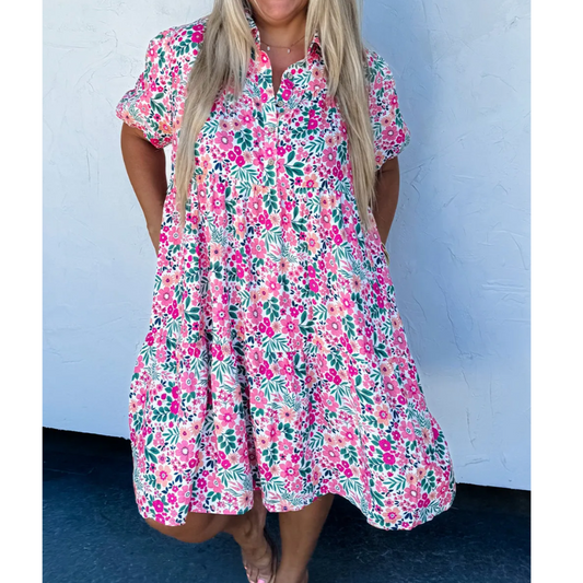 Dream Girl, Dream...Short Sleeve Floral Dress with Pockets