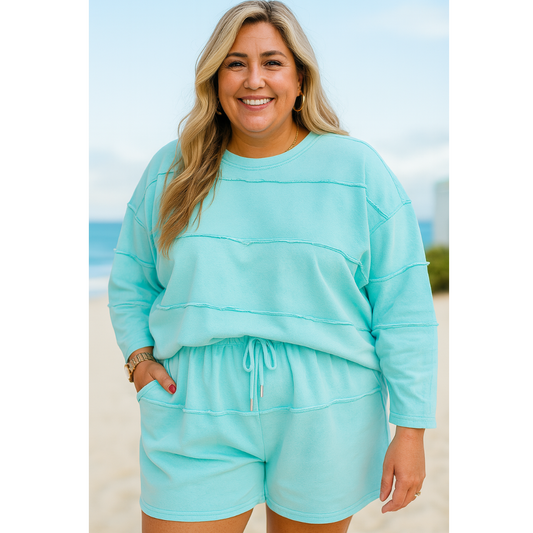 Stay Cool, Curvy Girl Lounge Set!