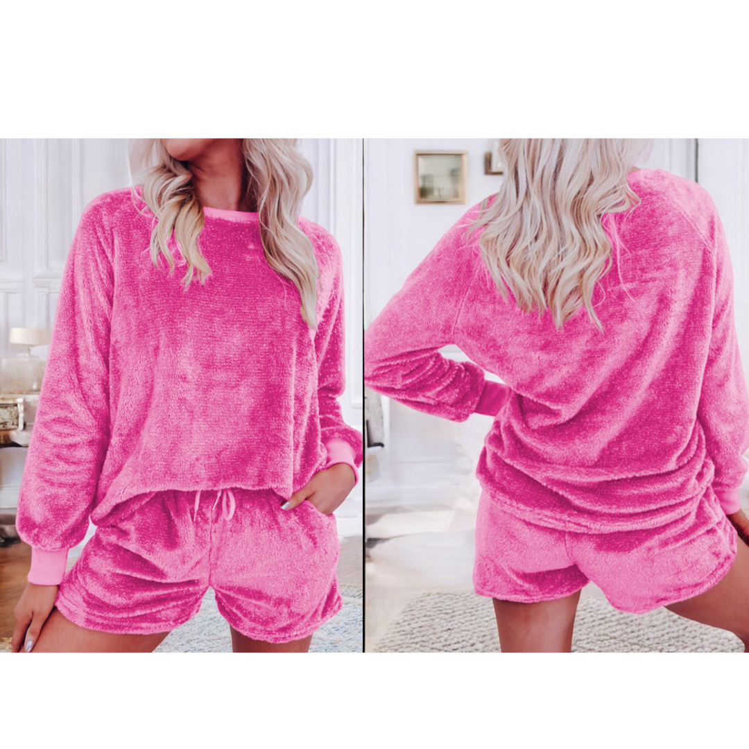 Doesn't Get Any Sweeter, Long Sleeve Plush Short Lounge Set (Small-2X)