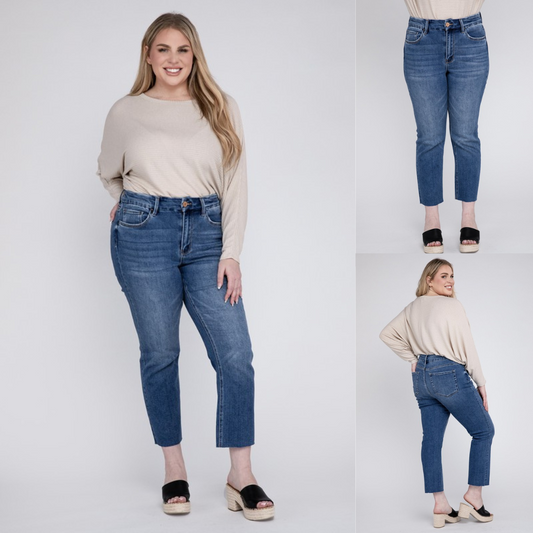 Edgy Style, Plus size High Rise Straight Jeans (16-22)